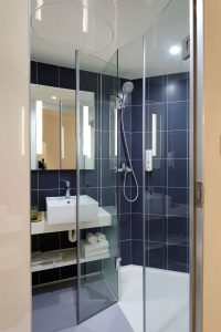 Domiciliu cabina de dus cu firma de specialisti in Bucuresti baie bucatarie intretinere generala apartament casa vila garsoniera 2 camere 3 camere impecabila firme Domiciliu cabina de dus cu firma de specialisti in Bucuresti baie bucatarie intretinere generala apartament casa vila garsoniera 2 camere 3 camere impecabila firme